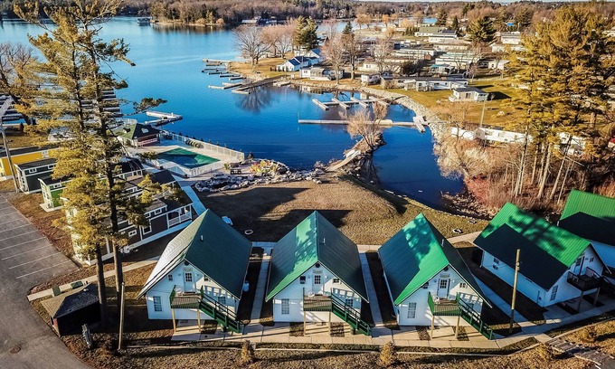 Alexandria Bay Ski Chalet | Charming Chalets at Swan Bay Resort: Your Perfect 1000 Islands Getaway
