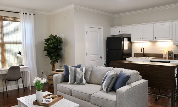 Highlands - Perkins Condo | Charming Condo - 4 miles from Tiger Stadium