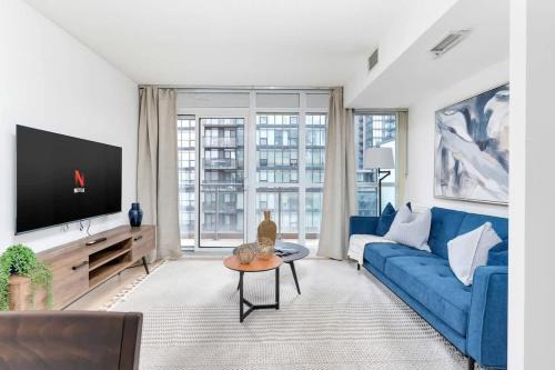 Fort York Apartment | Charming Condo w Private Patio in Quiet Capreol