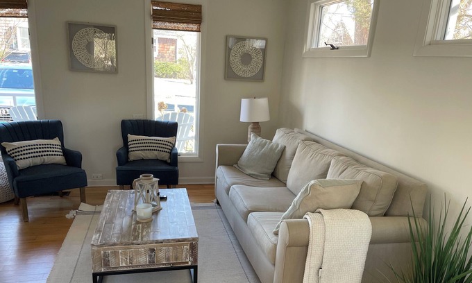 Madison House | Charming cottage for a beach getaway in the beautiful town of Madison, CT.