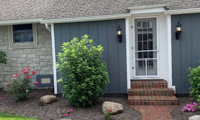 Waynesville Cottage | Charming cottage in Historic Waynesville