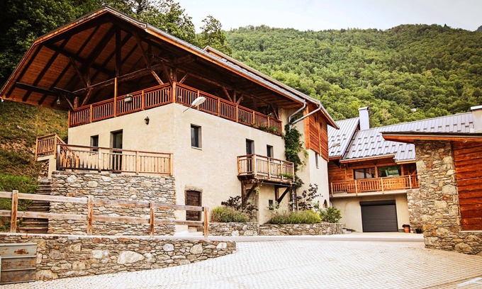 Albertville Ski Chalet | Charming cottage on the heights of Albertville