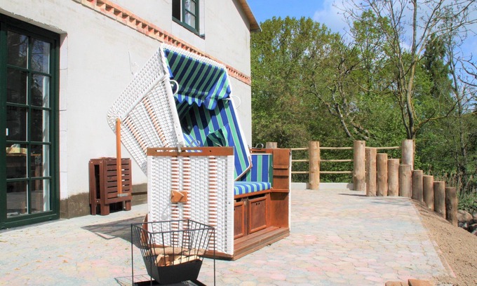 Hanstorf House | Charming country house on the coast of MV, close to the beach, far away from the mainstream, 4P.