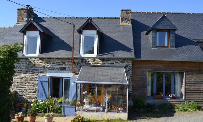 Plerin House | Charming country house at the seaside