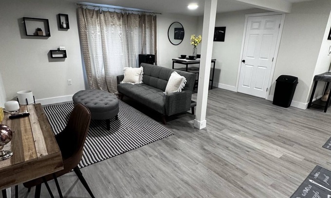 Yucaipa House | Charming Cozy 1 Bedroom Duplex