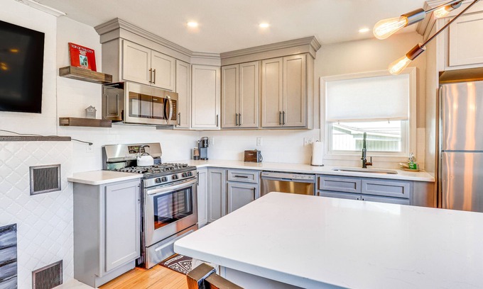 Deep River Cottage | Charming Deep River Vacation Rental on Star Lake!