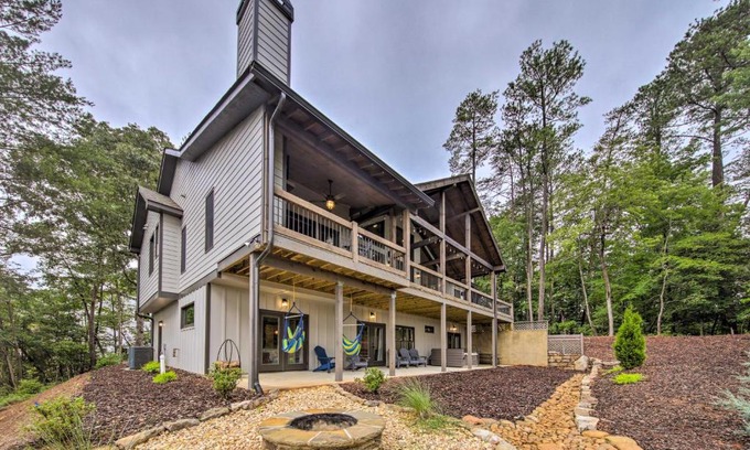 Ellijay House | Charming Ellijay Escape Hot Tub and Game Room