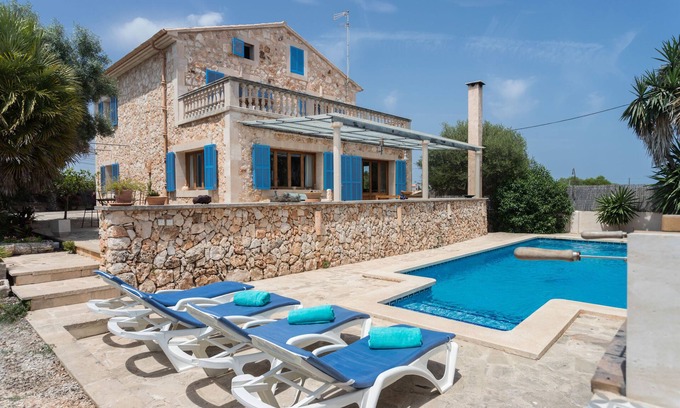 Santanyi House | Charming house with pool, garden, wifi, barbecue and beach. Ideal for family