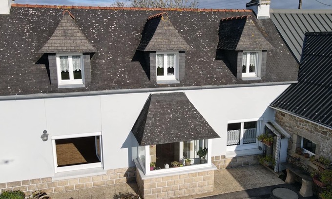 Plonevez-Porzay Other | Charming family home for 8P in quiet country setting, near beach