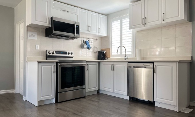 Quinte West Other | Charming Farm House to get Away