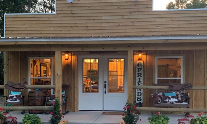 Brantley Other | Charming farmhouse in delightful Brantley with AC