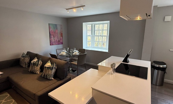Oxford City Centre Apartment | Charming Flat in the Heart of Oxford