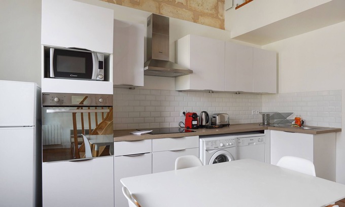 Bastide Apartment | Charming flat nearby Garonne river - Bordeaux - Welkeys