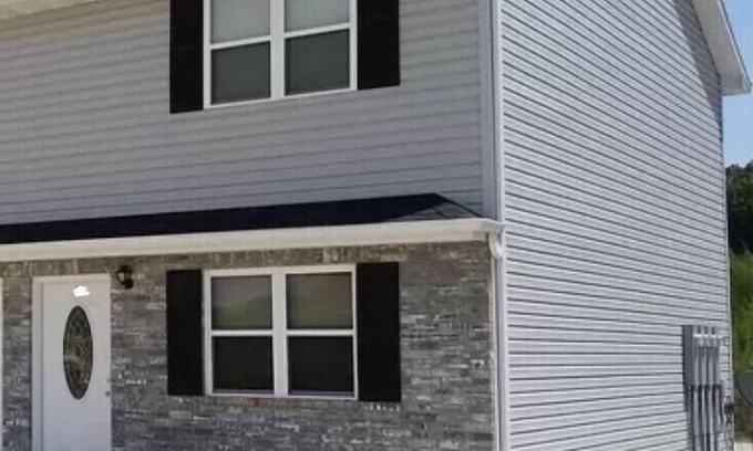 Waynesville House | 🏆Charming Fort Leonard Wood Townhouse