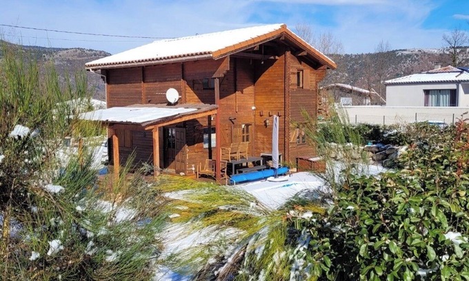 Corneilla-de-Conflent Ski Chalet | Charming chalet at the foot of the Canigou with swimming pool, ideal for families