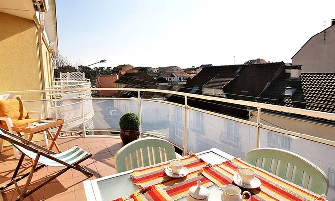 Saint-Brevin-les-Pins Apartment | Charming 2BR Apartment Between Beach and Shops - Saint Brevin Les Pins