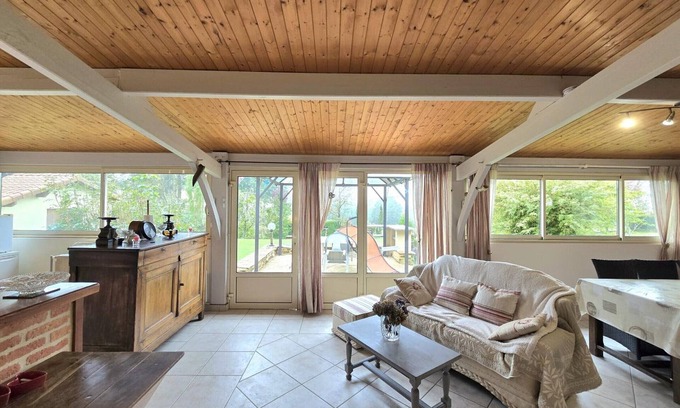 Saint-Jory-de-Chalais Cottage | Charming Cottage in Périgord Limousin: WiFi, AC, Large Garden, EV Charger