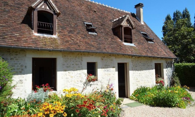 Saint-Jouin-de-Blavou Cottage | Charming Normandy Cottage: Spacious Garden, Fireplace, Enjoy Nature, Near La Perrière, Pet-Friendly