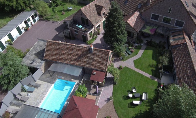 Blessy Apartment | Charming gîte for 6 people with access to a heated and covered swimming pool