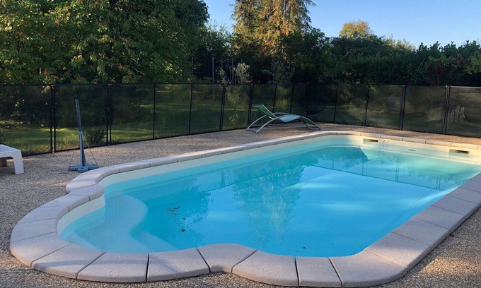 Dureil Cottage | Charming Gîte with Pool in Serene Sarthoise Countryside