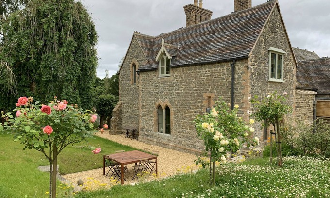 Hopton Castle House | Charming gothic house with a lovely terrace and garden