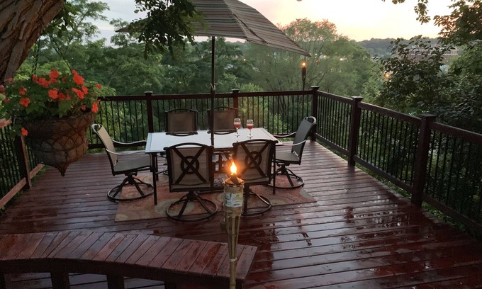 Chippewa Falls House | Charming Hilltop Home with City View