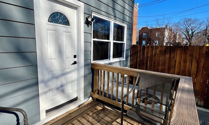 Northeast House | Charming Home Free Parking & Free Metro Shuttle