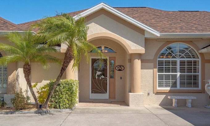 Pinehurst House | Charming home offers memorable moments. Pool - Villa Cheery Waters Retreat - Roelens Vacations
