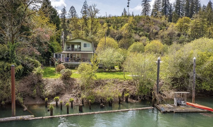 Mapleton House | Charming home on the Siuslaw River with private dock, fire pit, WiFi, & W/D