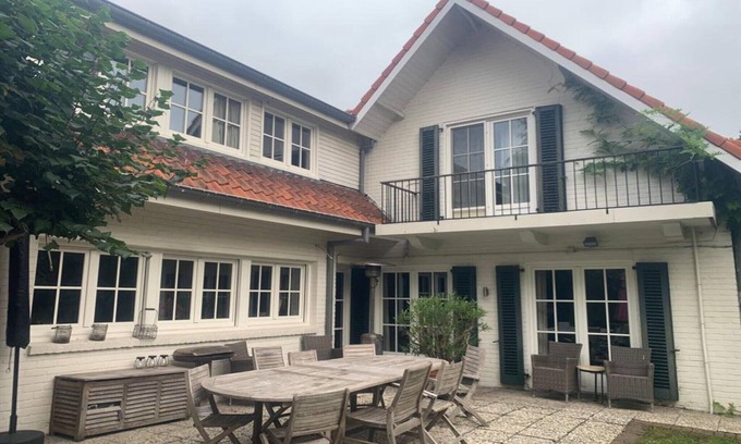Ostend City Centre House | Charming Home w/Garden
