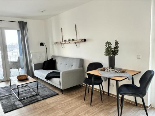 Weyhausen Apartment | Charming Homes - Studio 15
