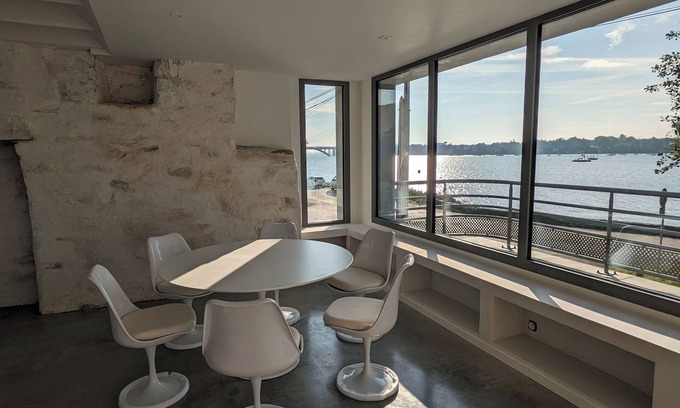 Kerlouet House | Charming house with small garden - Superb sea view