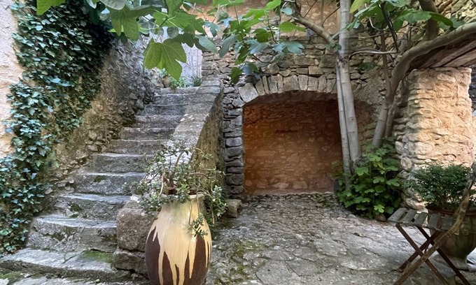 Rustrel House | Charming house for 2/3 people in the light of the Luberon