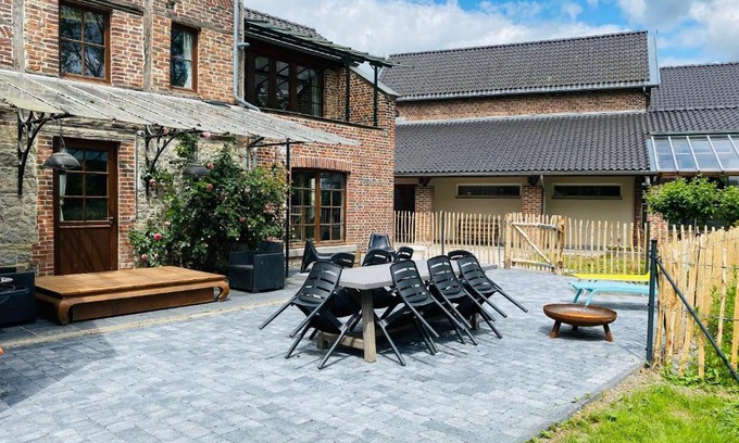 Eprave House | Charming House & Garden in Rochefort - Boules & Terraceb