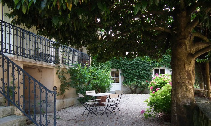 Barizey Cottage | Charming house in Burgundy near Givry free and W. E and holidays