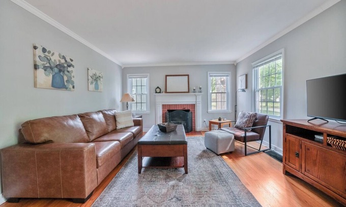 Champaign House | Charming House in Central Champaign Near Local Bakery