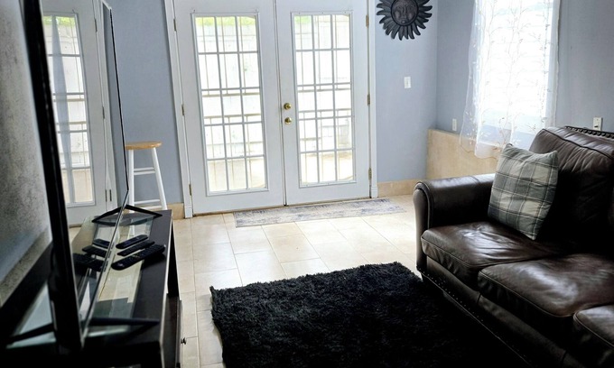 Atlanta House | Charming house in delightful Atlanta.