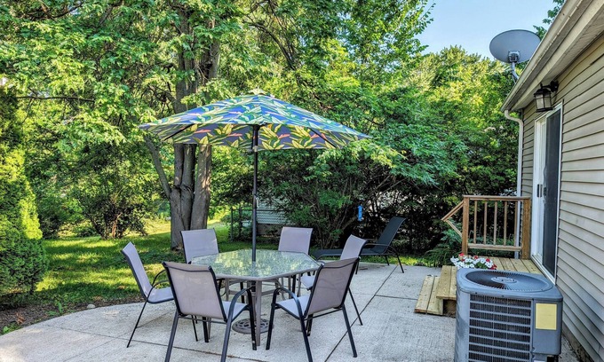 North of Grand House | Charming house - minutes from downtown, walking distance to Ingersoll!