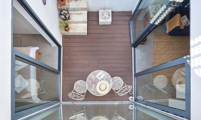 Belem Villa | Charming house with terrace in Lisbon.WIFI.