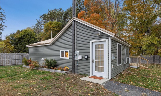 Pittsfield House | Charming In-Town New Build – Comfortable, Convenient, Efficient