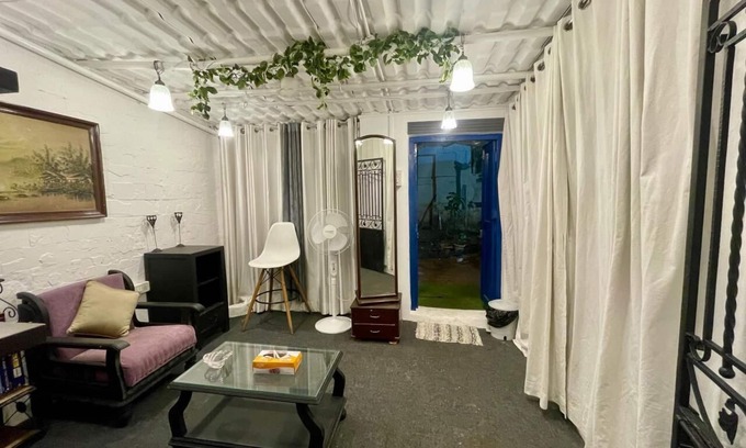 Pali Hill Cottage | Charming Independent Cottage at Carter road, Bandra, Mumbai