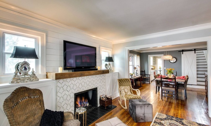 South Kansas City Cottage | Charming Kansas City Cottage 5 Mi to Downtown