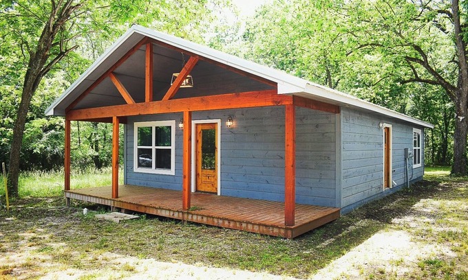 Broken Bow Cabin | Charming King bed Lux Cabin w/Netflix & Hulu 4k Tv