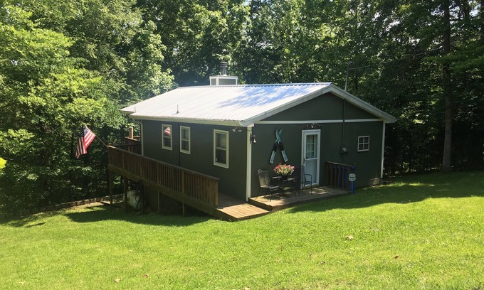 Big Rock House | Charming Lake Barkley cabin