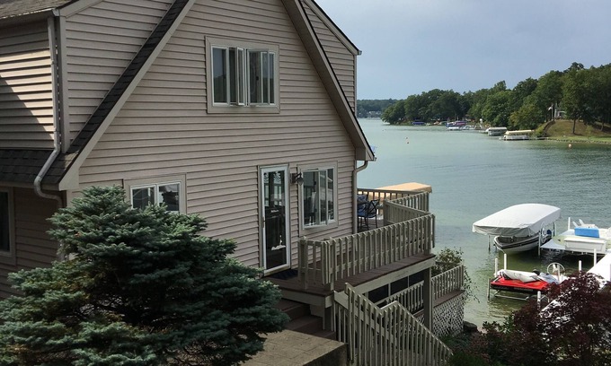 Angola House | Charming Lake James Getaway! Only 2 1/2 hours from Chicago and Indianapolis!