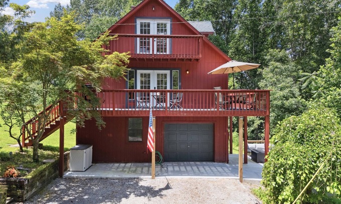Sparta House | Charming Lake Retreat Near Center Hill Launch