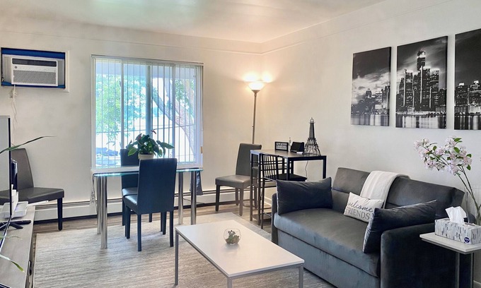 Walled Lake Apartment | Charming Lakefront Apartment