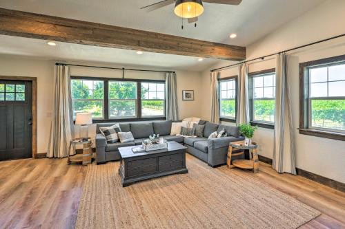 Victor House | Charming Lodi Retreat Walk to Local Wineries