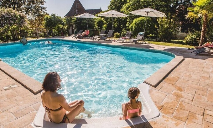 Creysse House | Charming "longère" - Garden & Pool - Calm & Authenticity - 5km from Bergerac