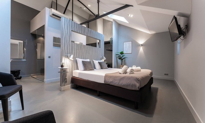 Oss Apartment | Charming modern hotel in the heart of Oss, steps away from the Jan Cunen Museum—your ideal stay!